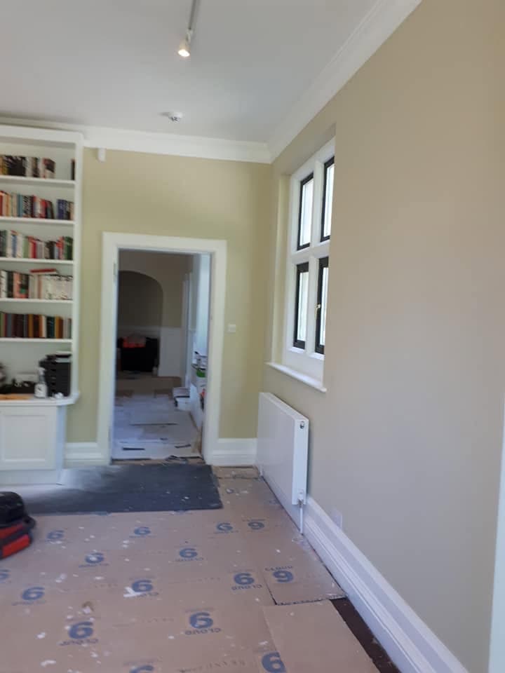 Professional Painter & Decorator in Sunninghill