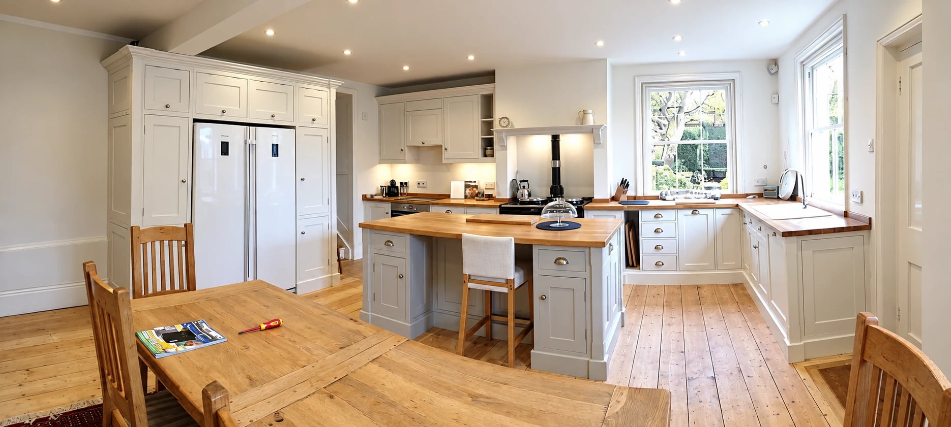 Reliable Painting and Decorating for Homes and Workplaces
